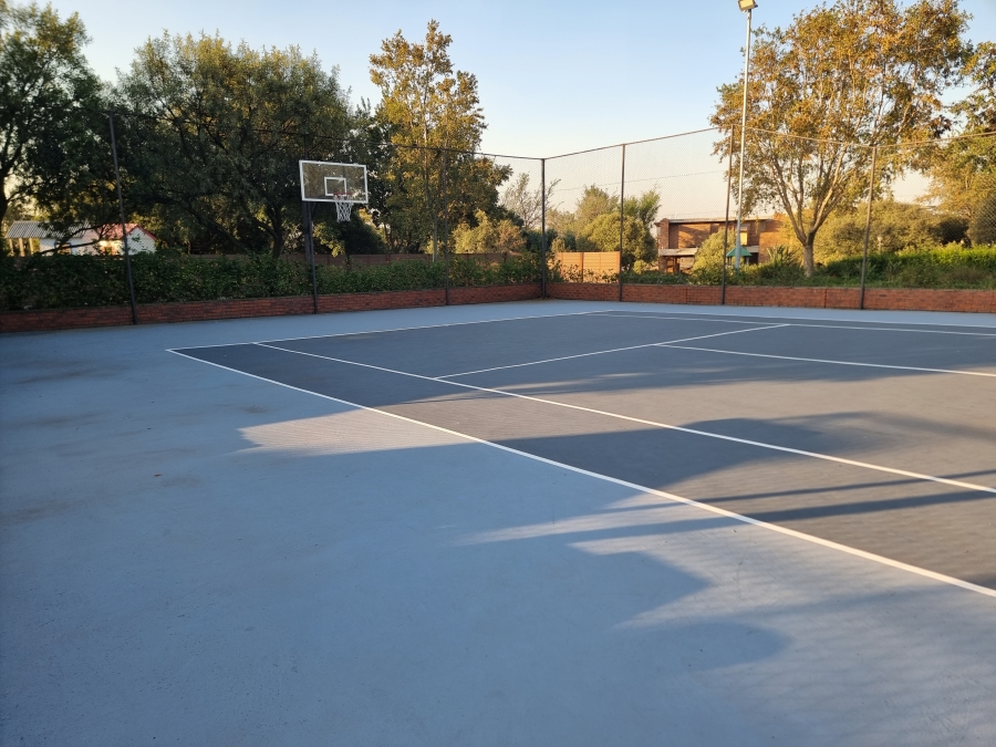 3 Bedroom Property for Sale in Parkhaven Gauteng
