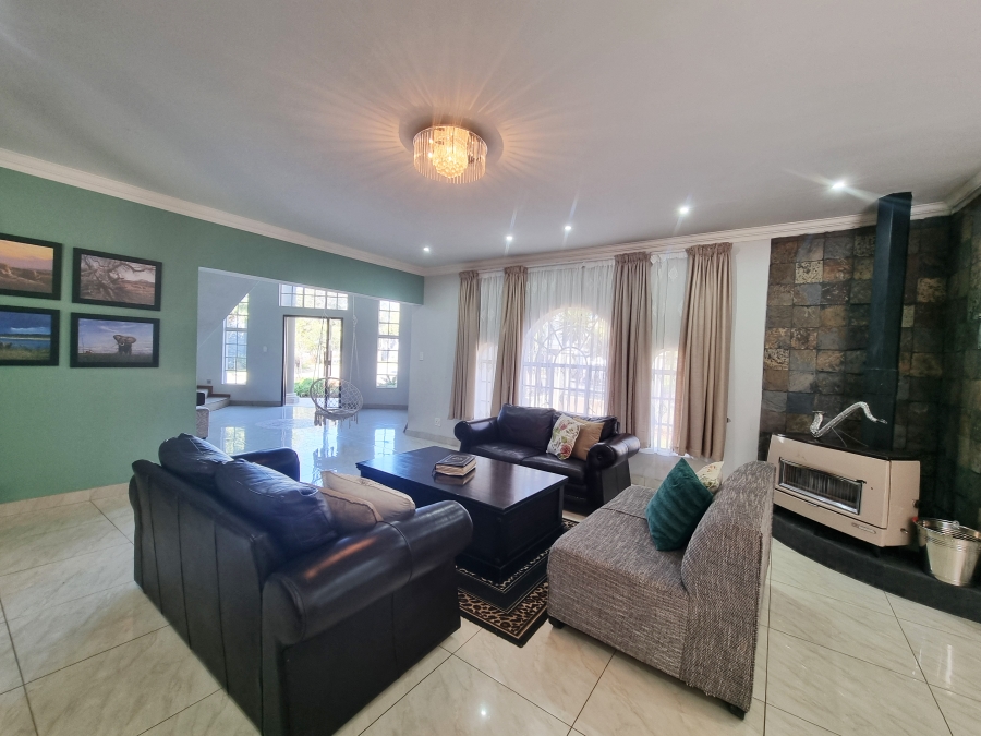 3 Bedroom Property for Sale in Parkhaven Gauteng