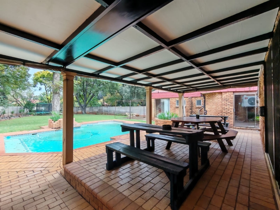 4 Bedroom Property for Sale in Three Rivers Gauteng