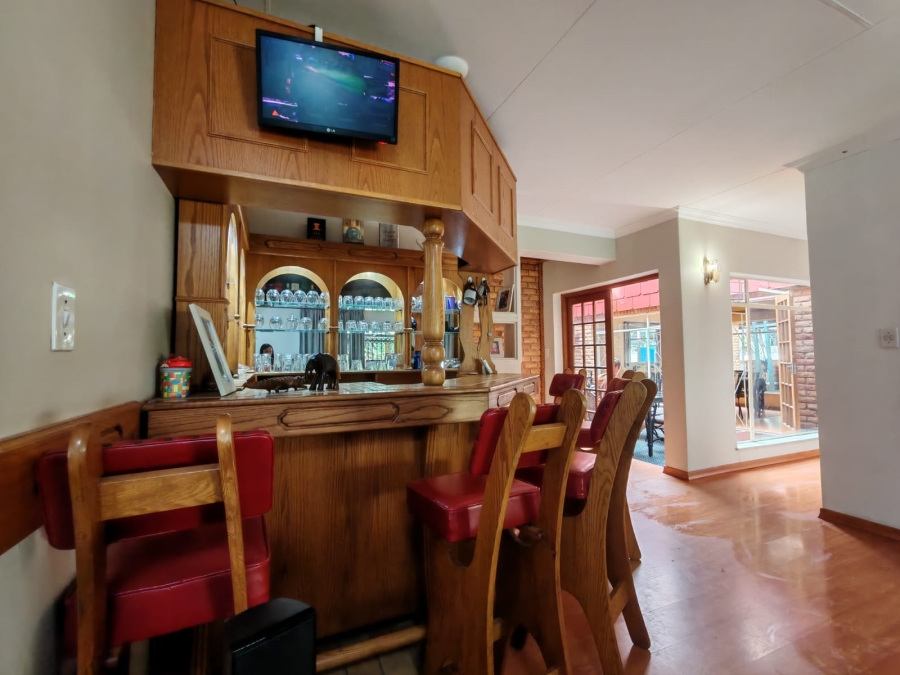 4 Bedroom Property for Sale in Three Rivers Gauteng