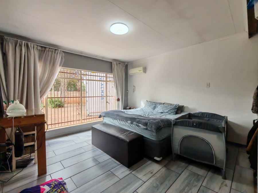 4 Bedroom Property for Sale in Three Rivers Gauteng