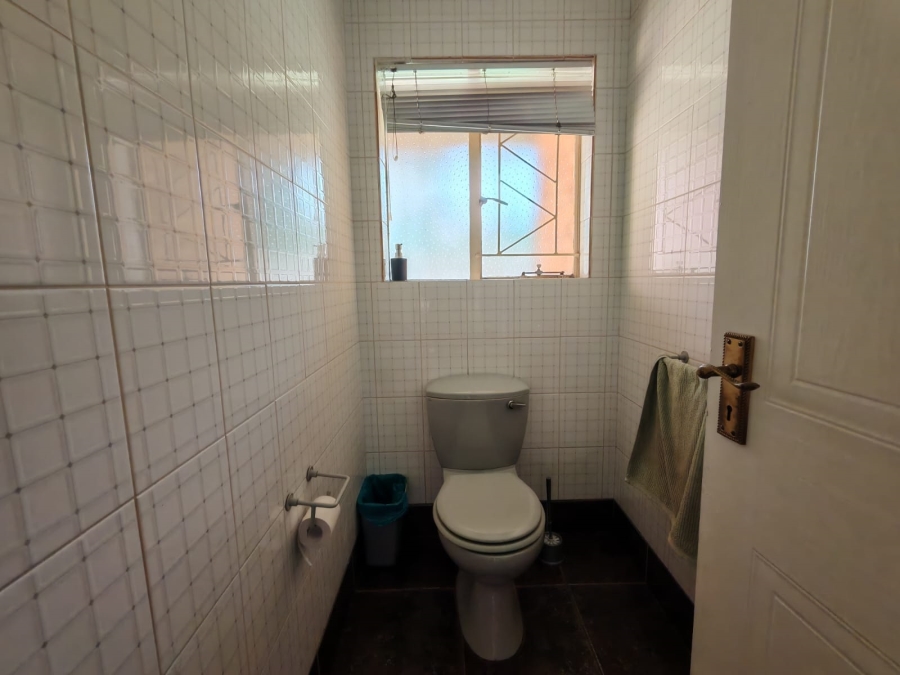 4 Bedroom Property for Sale in Three Rivers Gauteng