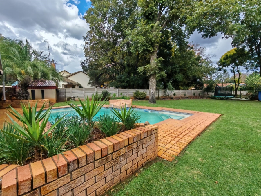 4 Bedroom Property for Sale in Three Rivers Gauteng