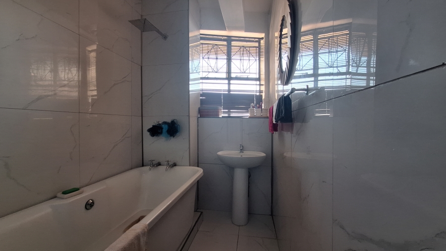 2 Bedroom Property for Sale in Arcadia Gauteng