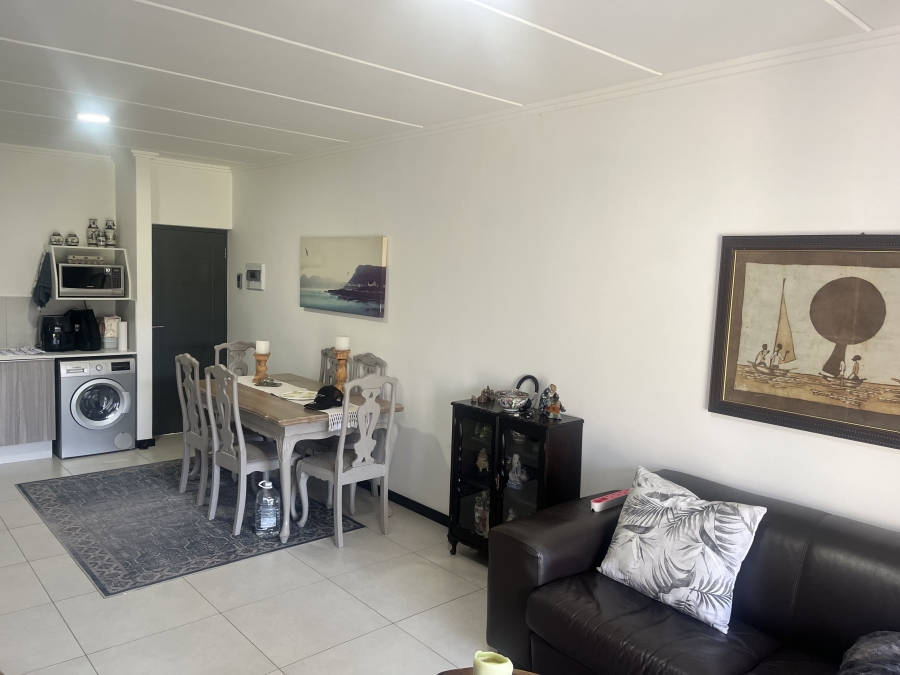 To Let 2 Bedroom Property for Rent in Craigavon Gauteng