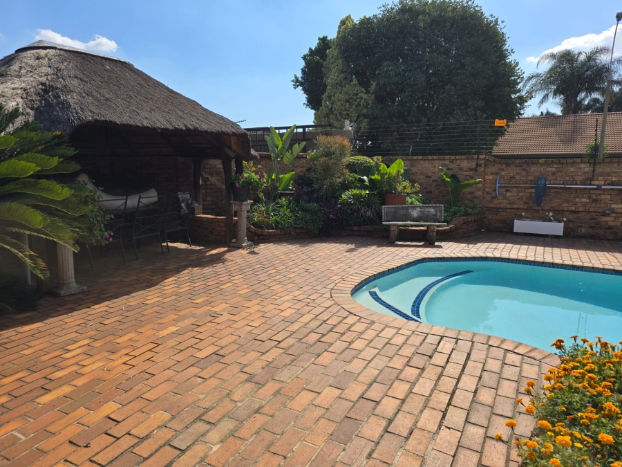 4 Bedroom Property for Sale in Terenure Gauteng