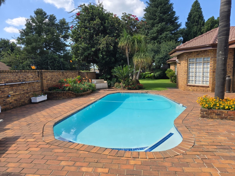 4 Bedroom Property for Sale in Terenure Gauteng