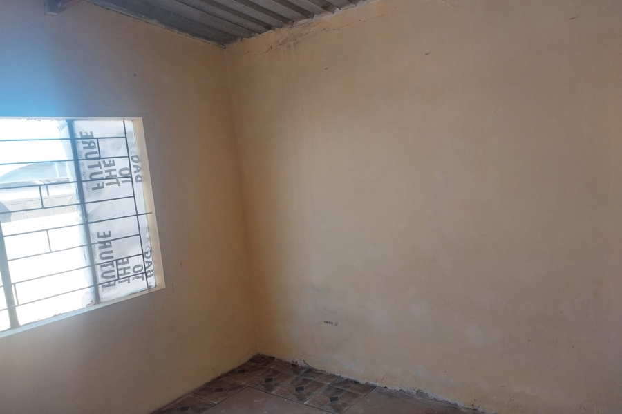 2 Bedroom Property for Sale in Thulani Gauteng