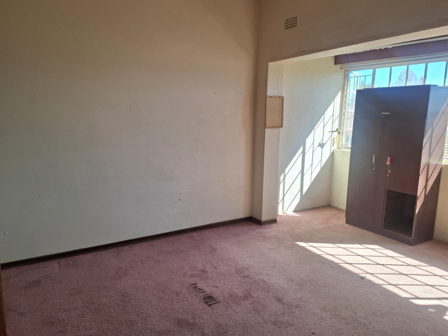 3 Bedroom Property for Sale in Westonaria Gauteng