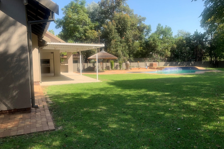 To Let 4 Bedroom Property for Rent in Fourways Gauteng
