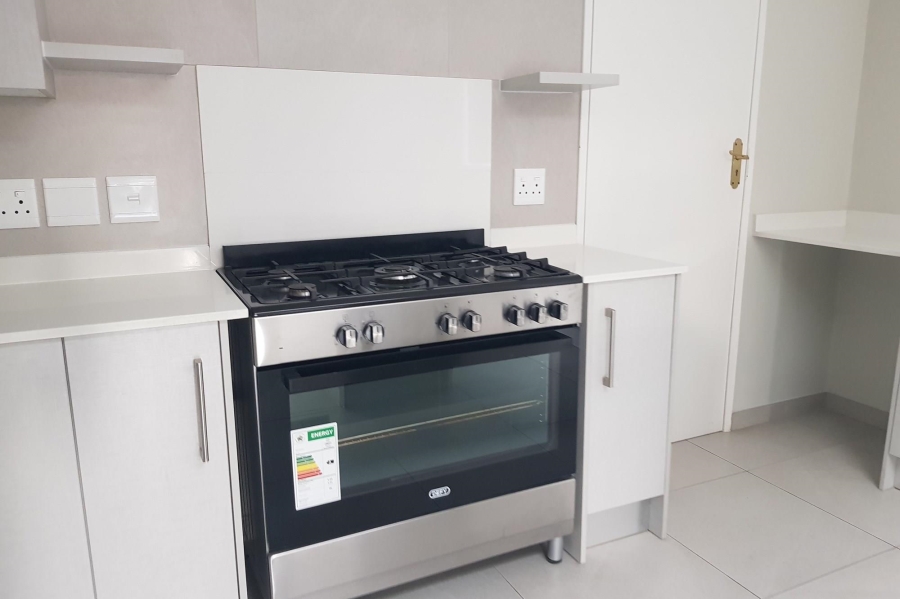To Let 4 Bedroom Property for Rent in Fourways Gauteng
