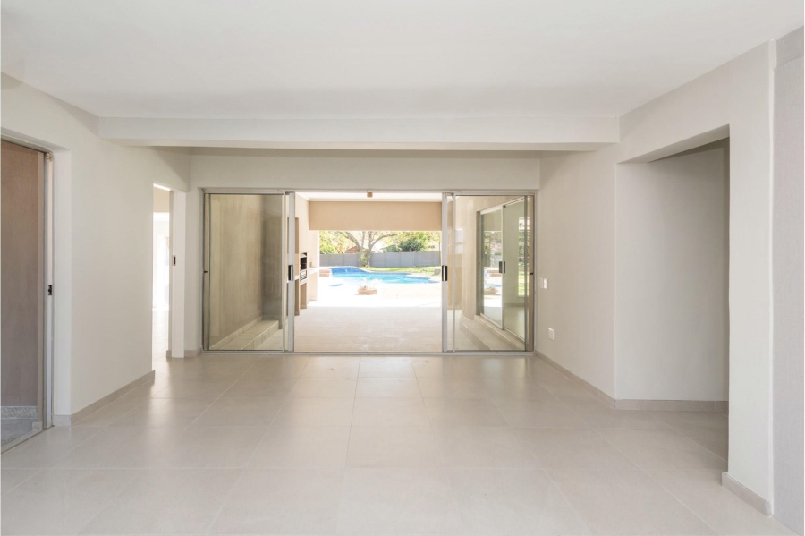 To Let 4 Bedroom Property for Rent in Fourways Gauteng