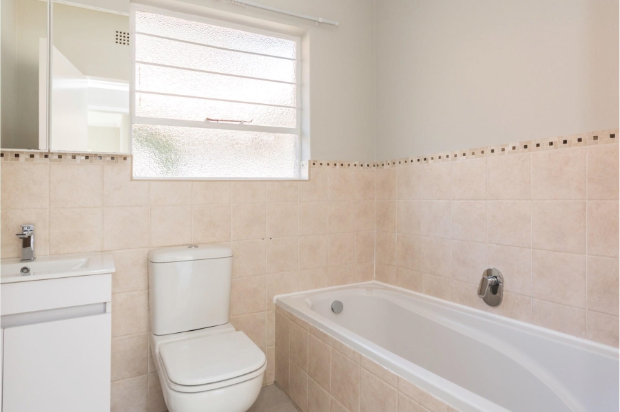 To Let 4 Bedroom Property for Rent in Fourways Gauteng