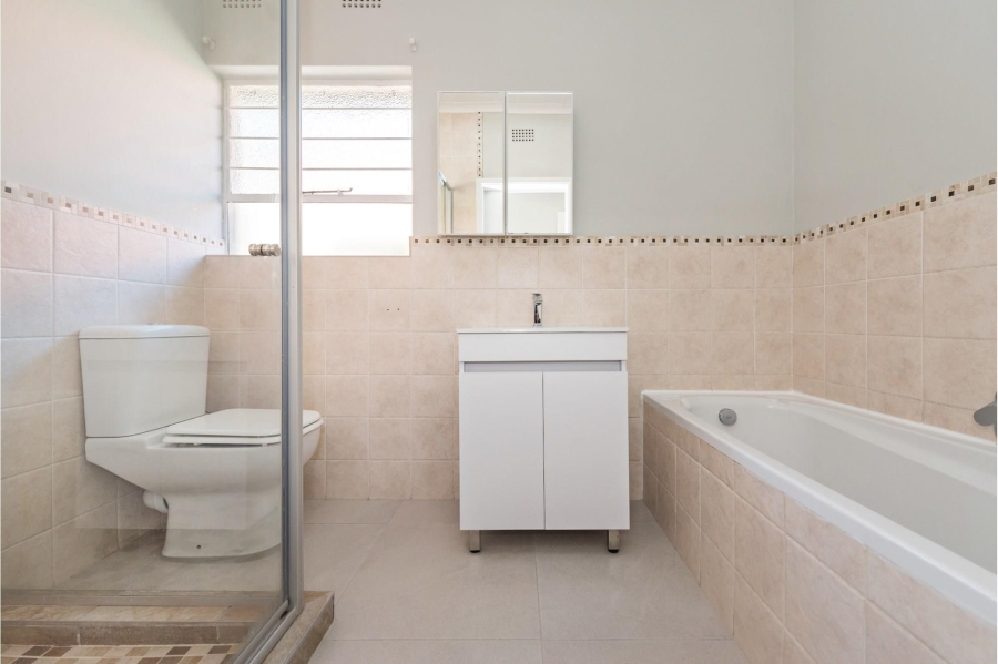 To Let 4 Bedroom Property for Rent in Fourways Gauteng