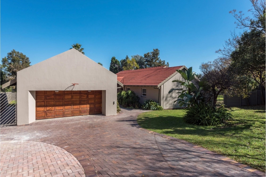 To Let 4 Bedroom Property for Rent in Fourways Gauteng
