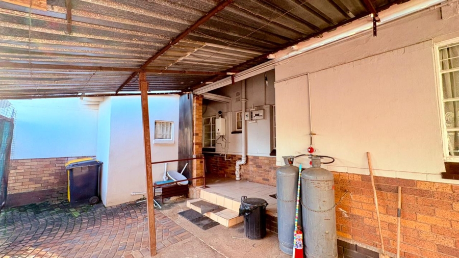 3 Bedroom Property for Sale in Dalview Gauteng