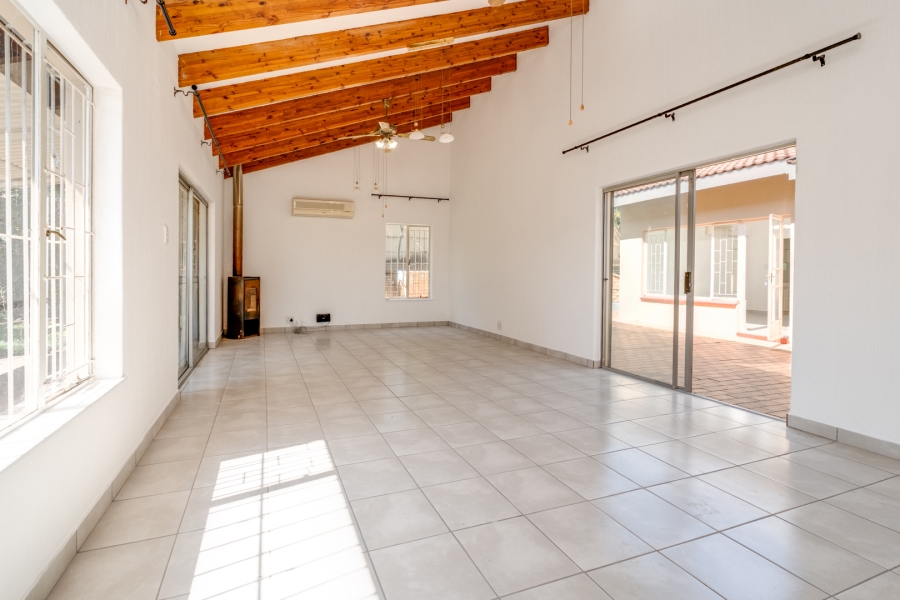 3 Bedroom Property for Sale in Bryanston Gauteng