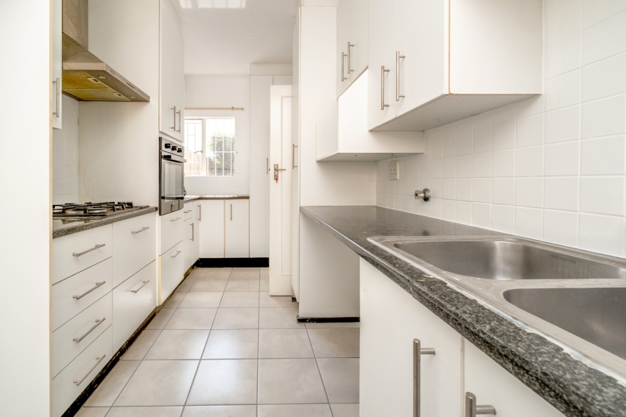 3 Bedroom Property for Sale in Bryanston Gauteng
