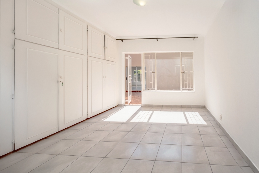 3 Bedroom Property for Sale in Bryanston Gauteng