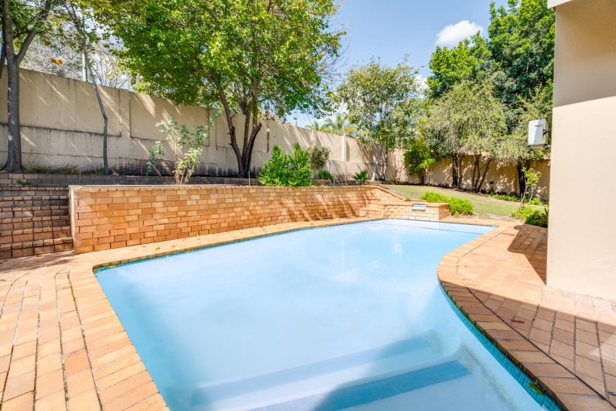 3 Bedroom Property for Sale in Bryanston Gauteng