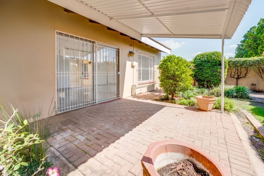 3 Bedroom Property for Sale in Bryanston Gauteng