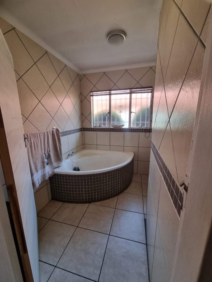 3 Bedroom Property for Sale in  Dalpark Ext 11 Gauteng