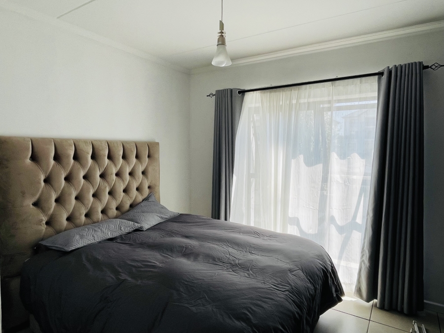 2 Bedroom Property for Sale in Petervale Gauteng