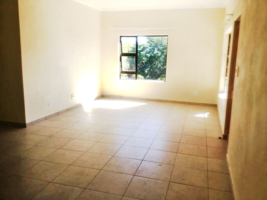 To Let 2 Bedroom Property for Rent in Woodmead Gauteng
