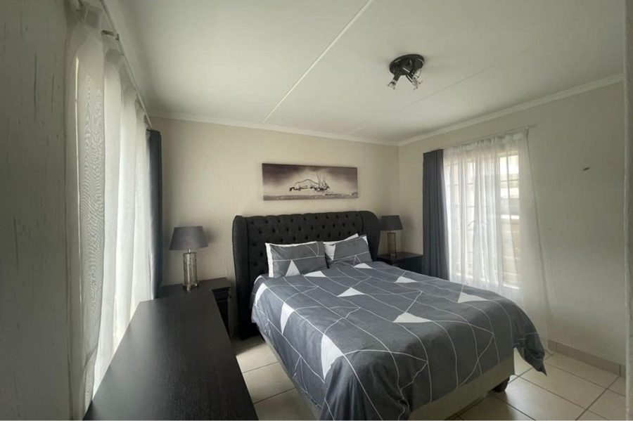 To Let 2 Bedroom Property for Rent in Erand Gardens Gauteng
