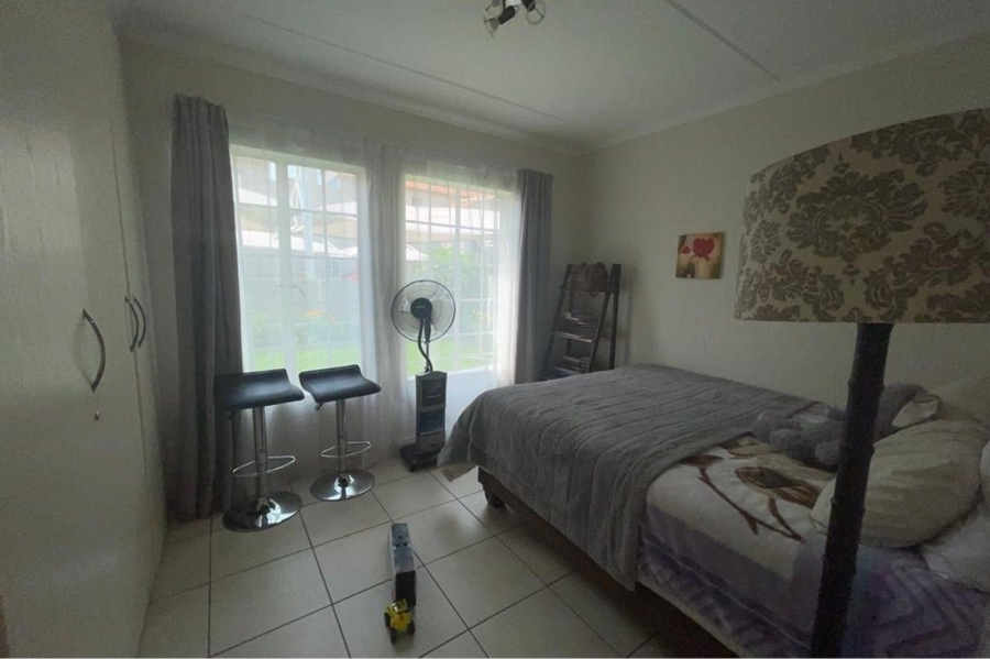 To Let 2 Bedroom Property for Rent in Erand Gardens Gauteng