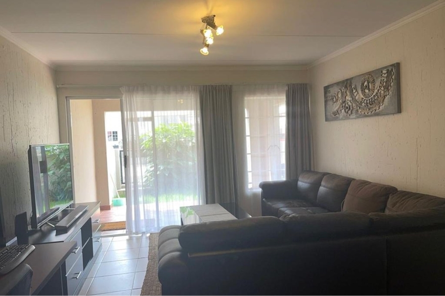 To Let 2 Bedroom Property for Rent in Erand Gardens Gauteng