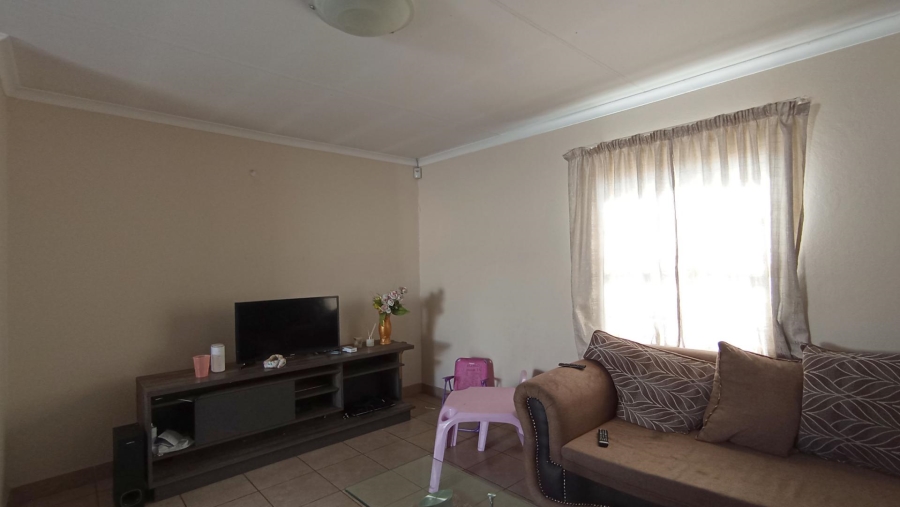 2 Bedroom Property for Sale in Thatch Hill Estate Gauteng