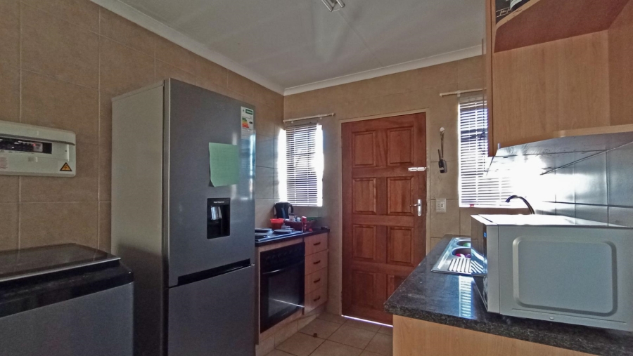 2 Bedroom Property for Sale in Thatch Hill Estate Gauteng