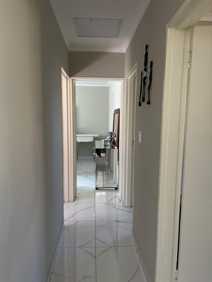 3 Bedroom Property for Sale in Windmill Park Gauteng
