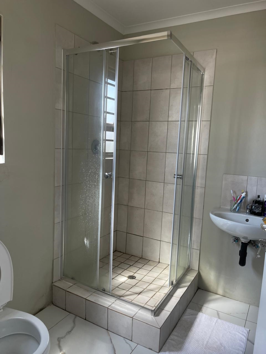 3 Bedroom Property for Sale in Windmill Park Gauteng