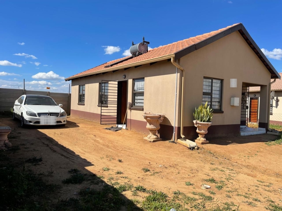 3 Bedroom Property for Sale in Windmill Park Gauteng