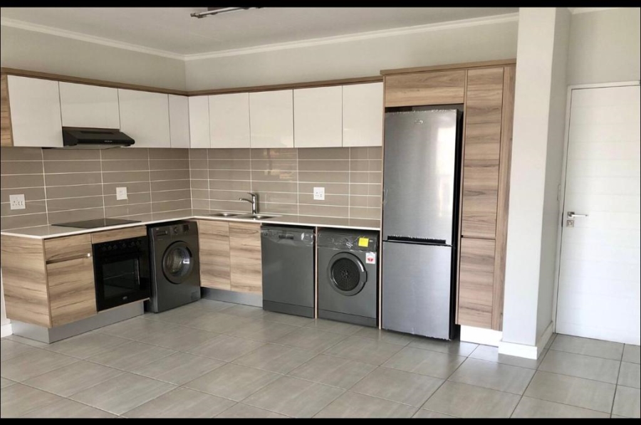 1 Bedroom Property for Sale in Waterfall Gauteng