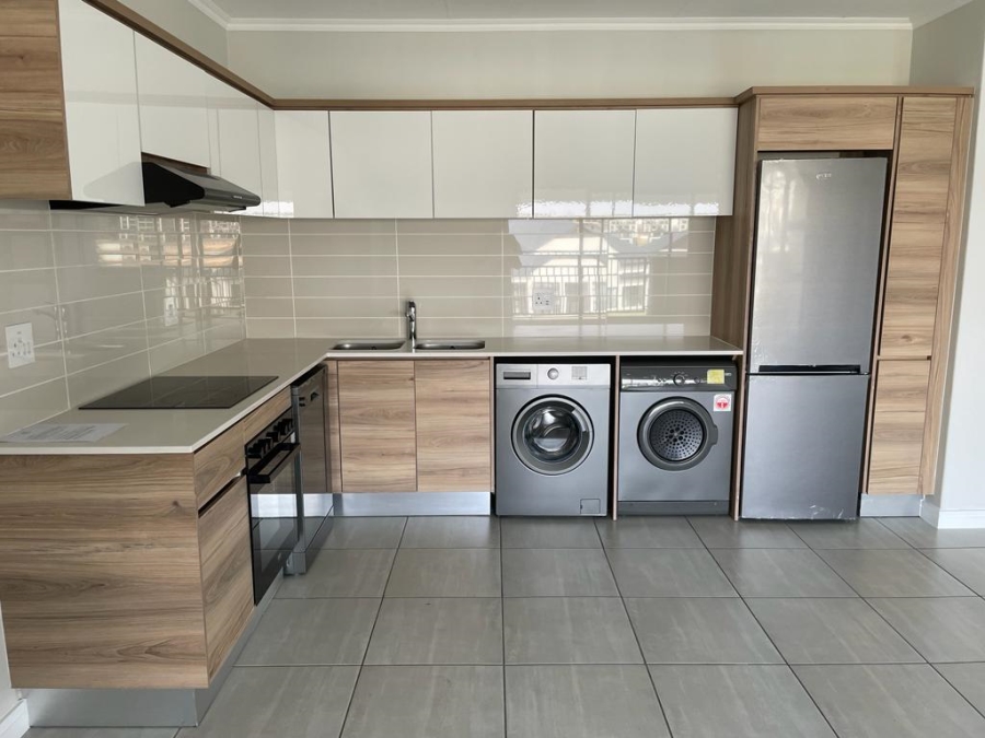 1 Bedroom Property for Sale in Waterfall Gauteng
