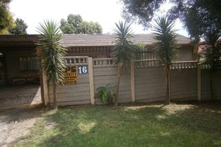 4 Bedroom Property for Sale in South Crest Gauteng