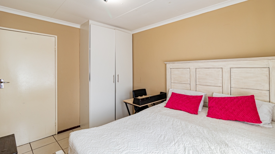 3 Bedroom Property for Sale in Liefde en Vrede Gauteng