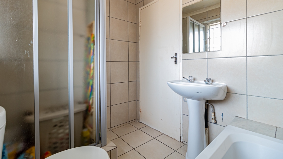 3 Bedroom Property for Sale in Liefde en Vrede Gauteng