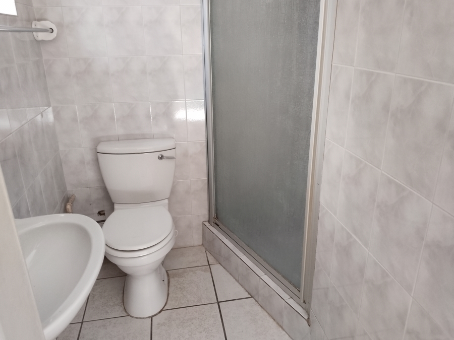 3 Bedroom Property for Sale in Dorandia Gauteng