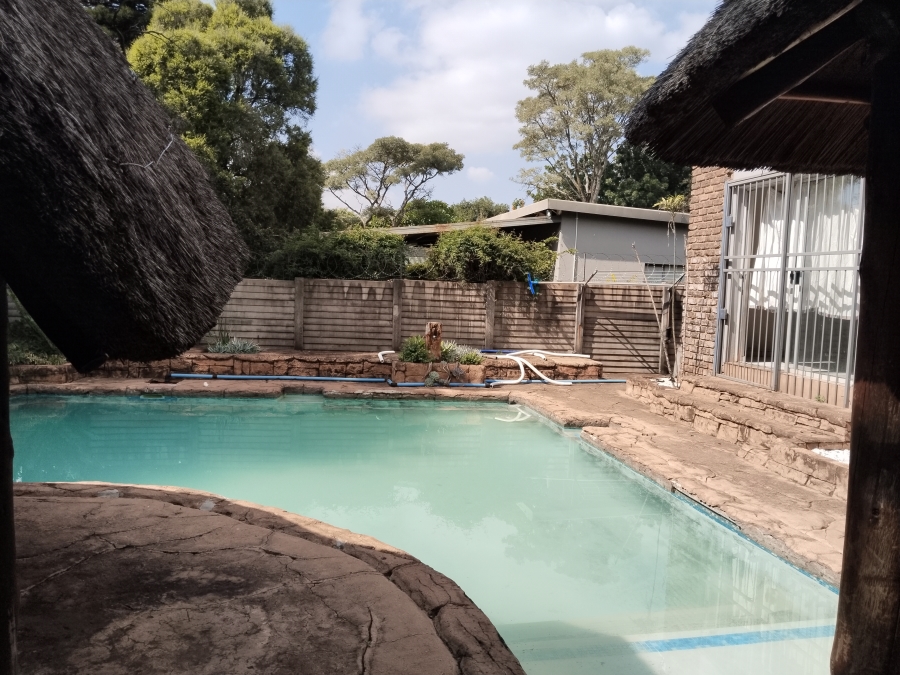 3 Bedroom Property for Sale in Dorandia Gauteng