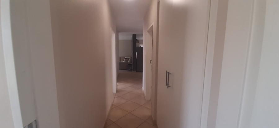 2 Bedroom Property for Sale in Glen Marais Gauteng