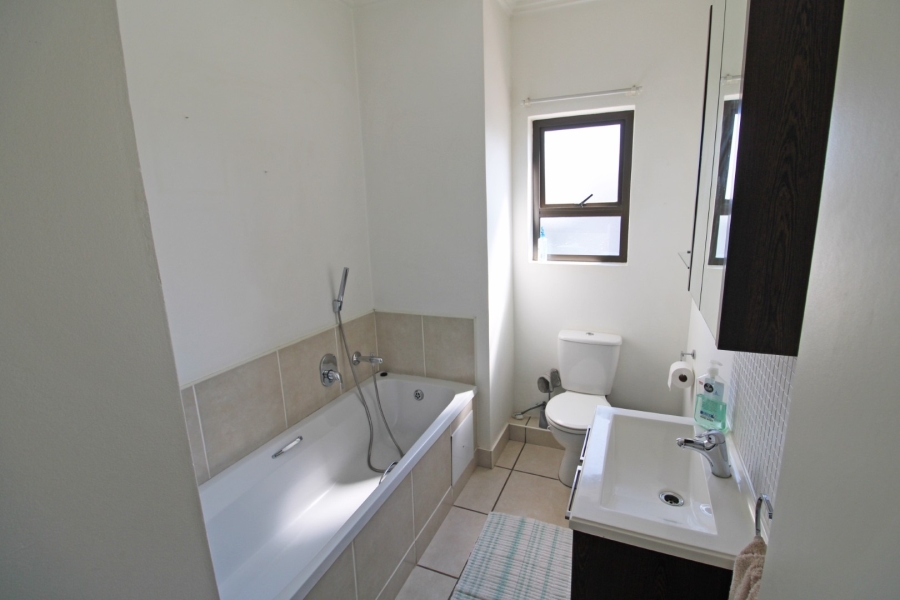 2 Bedroom Property for Sale in Bryanston Gauteng