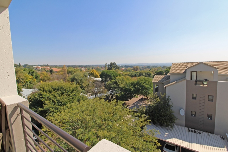 2 Bedroom Property for Sale in Bryanston Gauteng