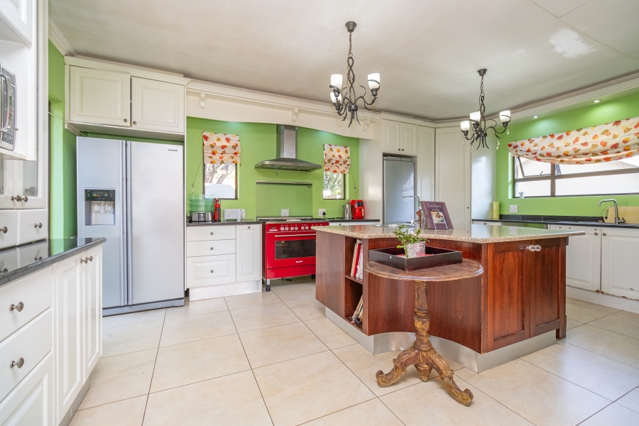 4 Bedroom Property for Sale in Norscot Gauteng