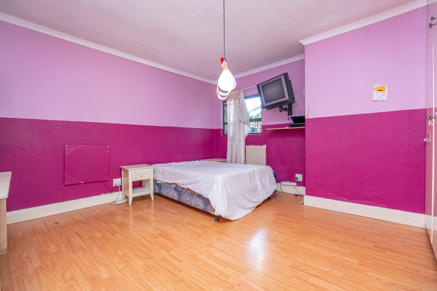 4 Bedroom Property for Sale in Norscot Gauteng