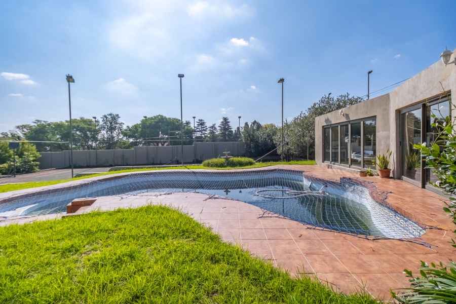 4 Bedroom Property for Sale in Norscot Gauteng
