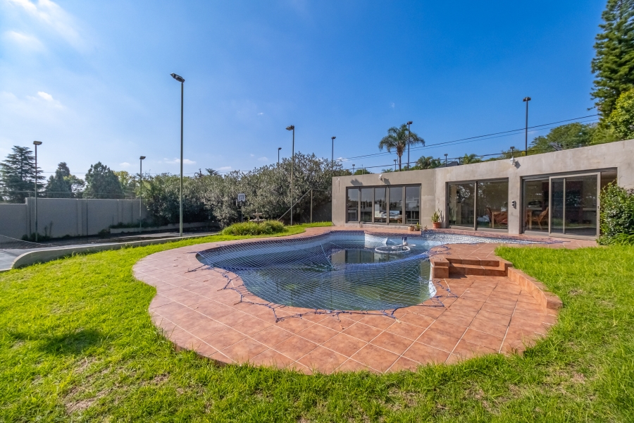 4 Bedroom Property for Sale in Norscot Gauteng